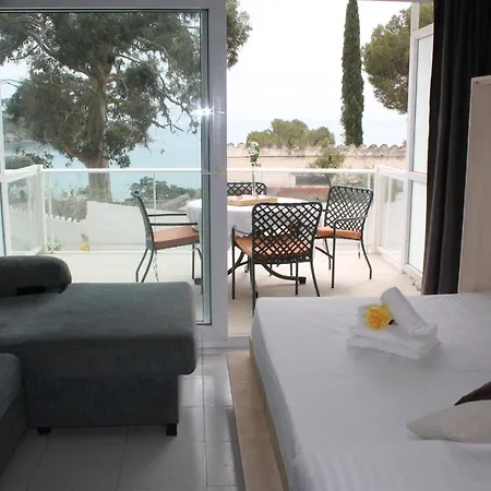 Agi Residencial Almadraba * Ρόζες