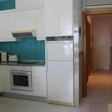 Agi Residencial Almadraba *