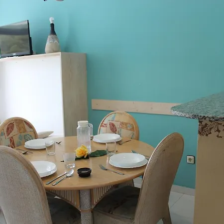 Apartman Agi Residencial Almadraba *