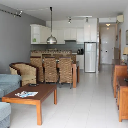Agi Residencial Almadraba Apartman Roses